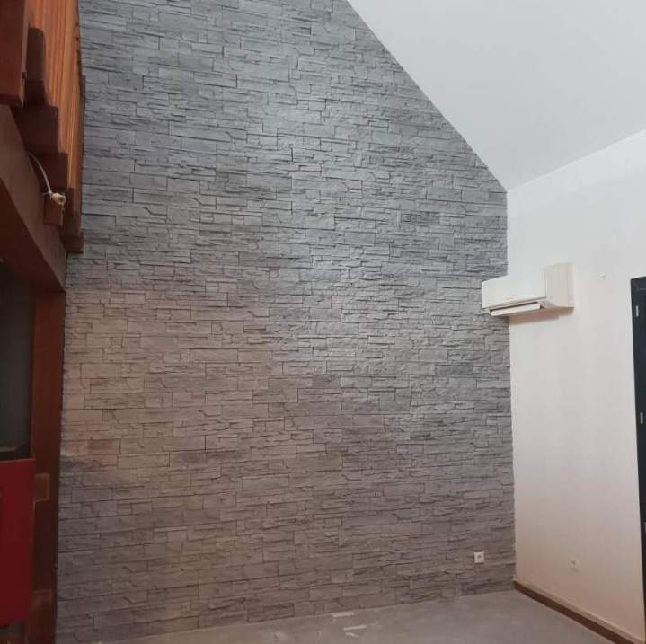 Nous proposons une large gamme de matériaux pour revêtements muraux.