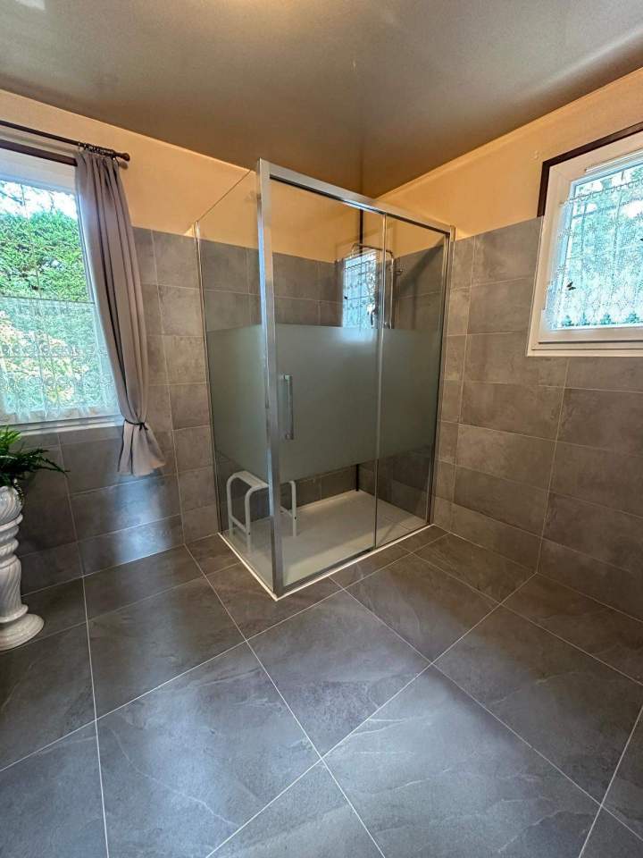 SALLE DE BAIN   BEAUCHAMP