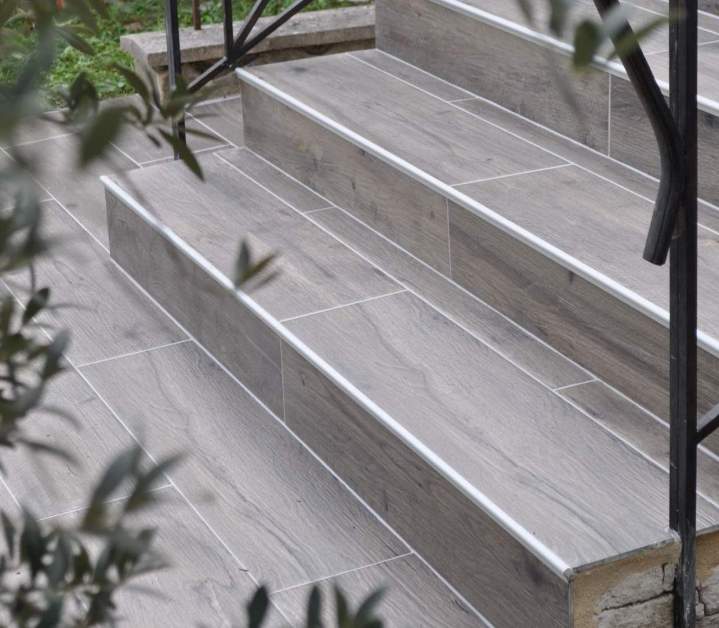 Nous proposons des solutions variées en revêtement de sol adaptées.